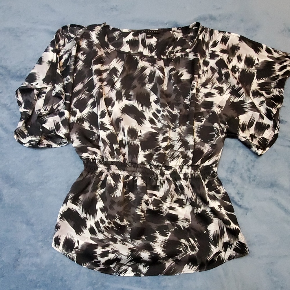 Apostrophe Size Small Tunic Top